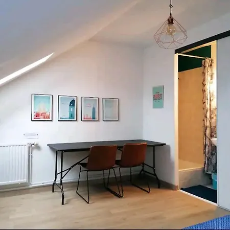 Appartement Beau Tres Calme, 5' Du Centre A L'interieur D'une Maison Amiens
