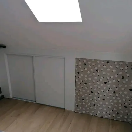 דירה Beau Tres Calme, 5' Du Centre A L'interieur D'une Maison אמיינס